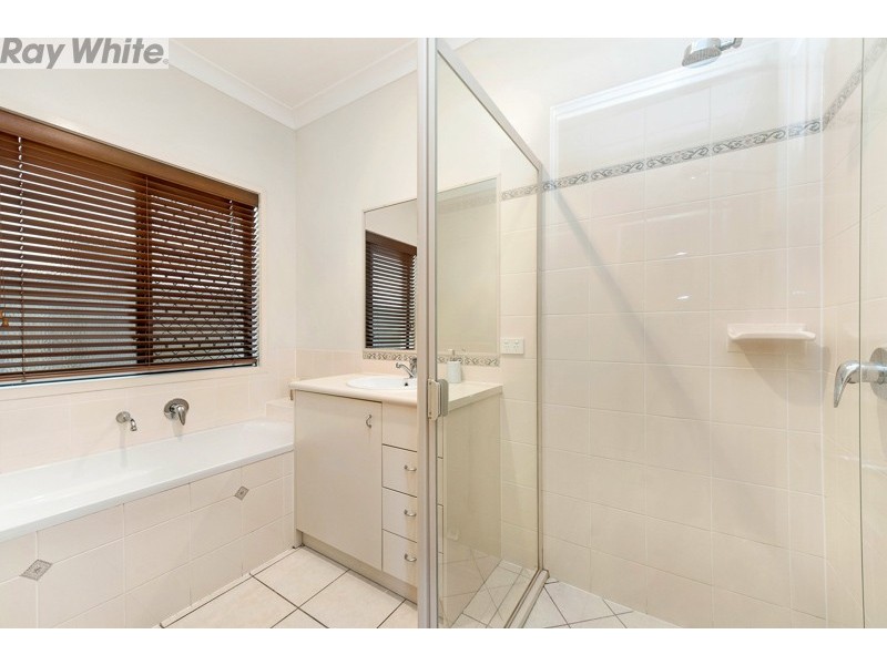 5 Silkpod Court, North Lakes QLD 4509