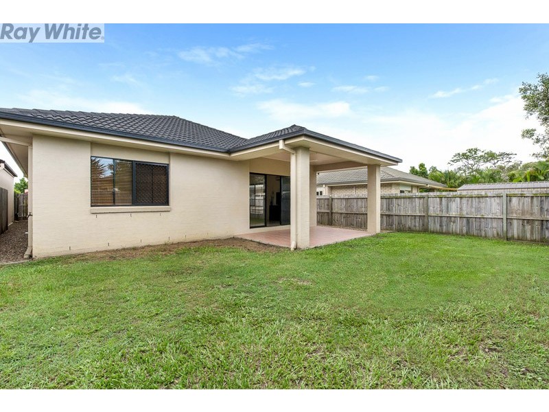 5 Silkpod Court, North Lakes QLD 4509