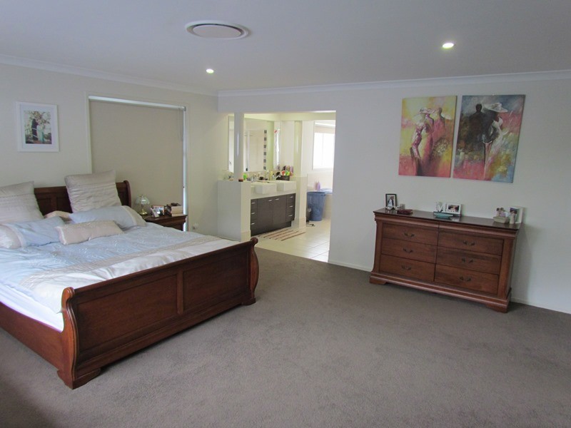 30 Essencia Avenue, Dakabin QLD 4503