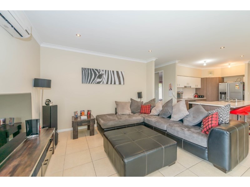 18 Carmody Parade, North Lakes QLD 4509