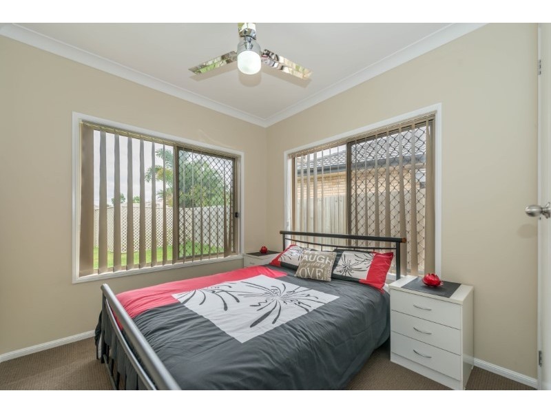 18 Carmody Parade, North Lakes QLD 4509