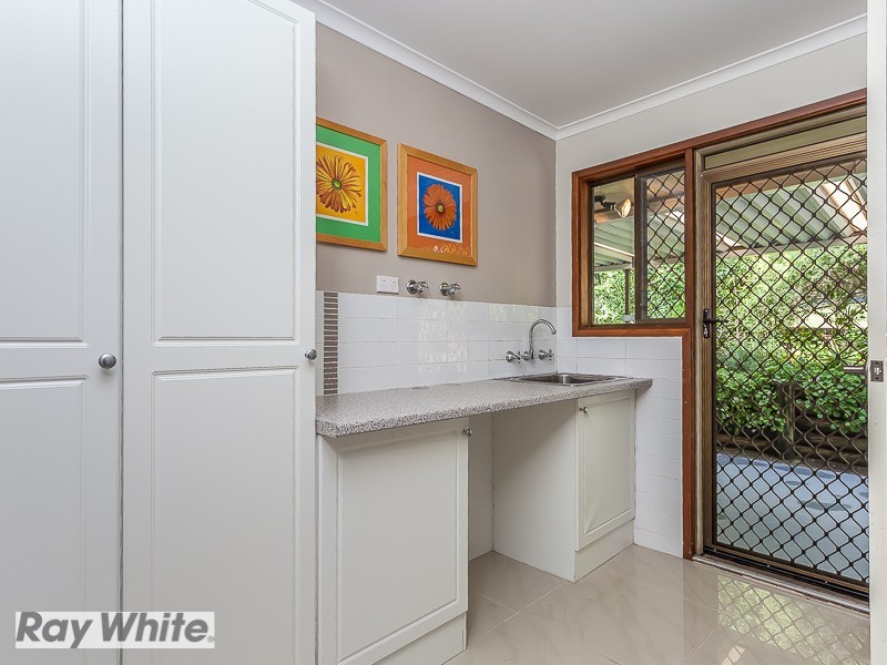 34 Eucumbene Drive, Petrie QLD 4502