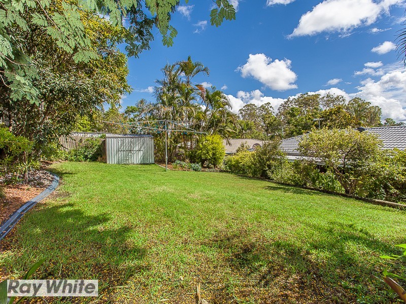 34 Eucumbene Drive, Petrie QLD 4502
