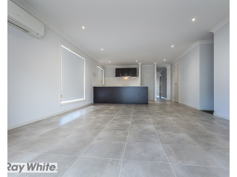 7 Finch Close, Dakabin QLD 4503