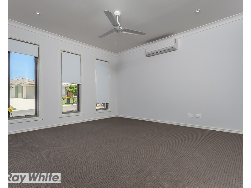 7 Finch Close, Dakabin QLD 4503