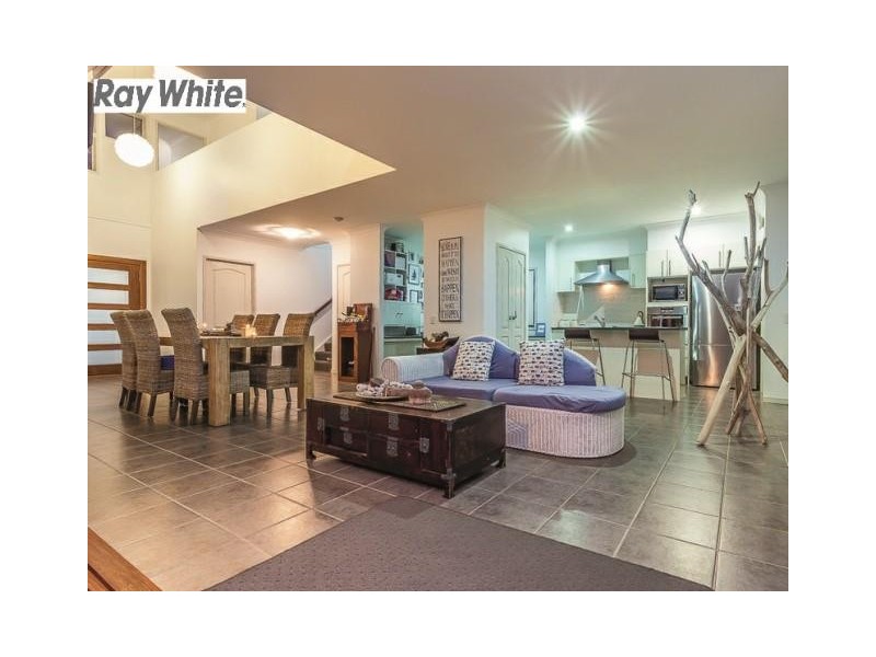 6 Picabeen Court, North Lakes QLD 4509