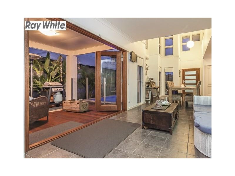 6 Picabeen Court, North Lakes QLD 4509