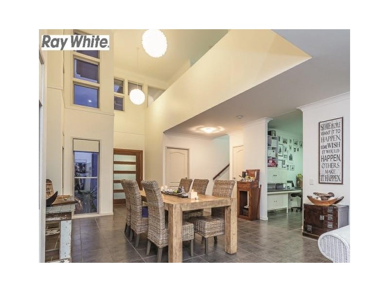 6 Picabeen Court, North Lakes QLD 4509
