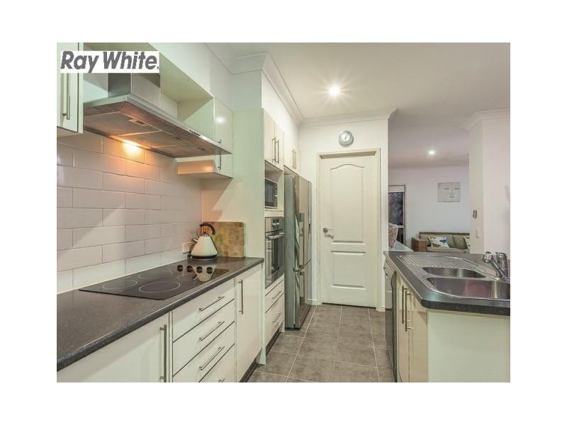 6 Picabeen Court, North Lakes QLD 4509