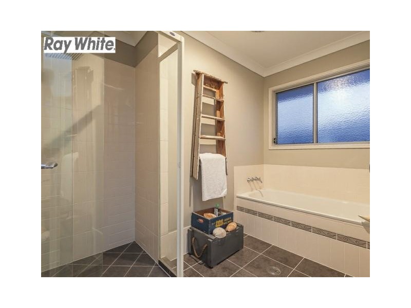 6 Picabeen Court, North Lakes QLD 4509