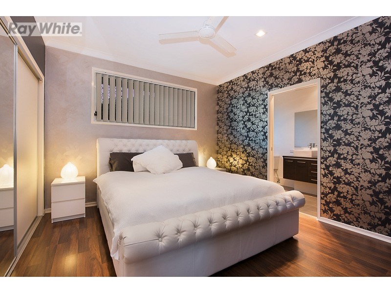 10 Wombat Parade, North Lakes QLD 4509