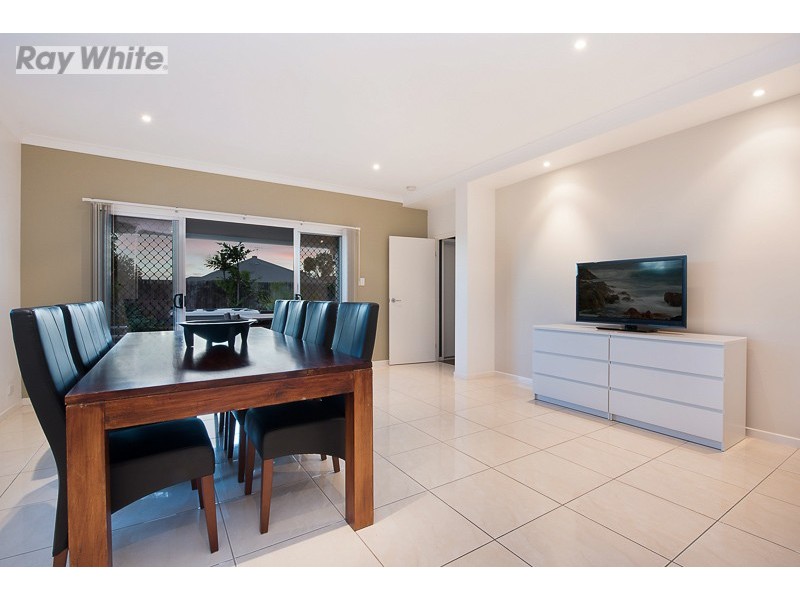 10 Wombat Parade, North Lakes QLD 4509