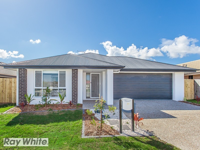 14 Dickson Cres, North Lakes QLD 4509