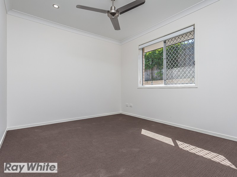 14 Dickson Cres, North Lakes QLD 4509