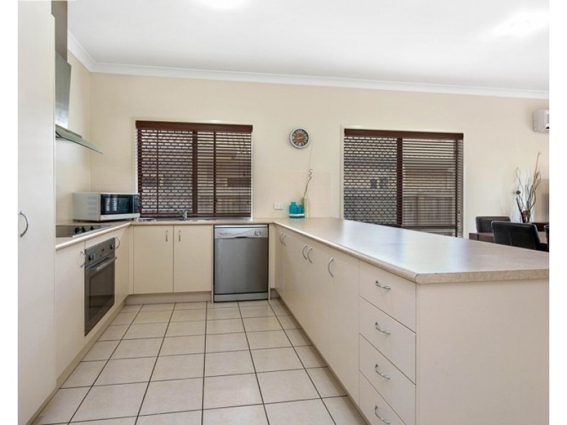 5 Silkpod Court, North Lakes QLD 4509