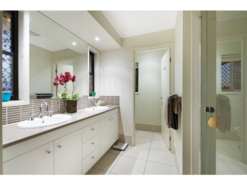 North Lakes QLD 4509