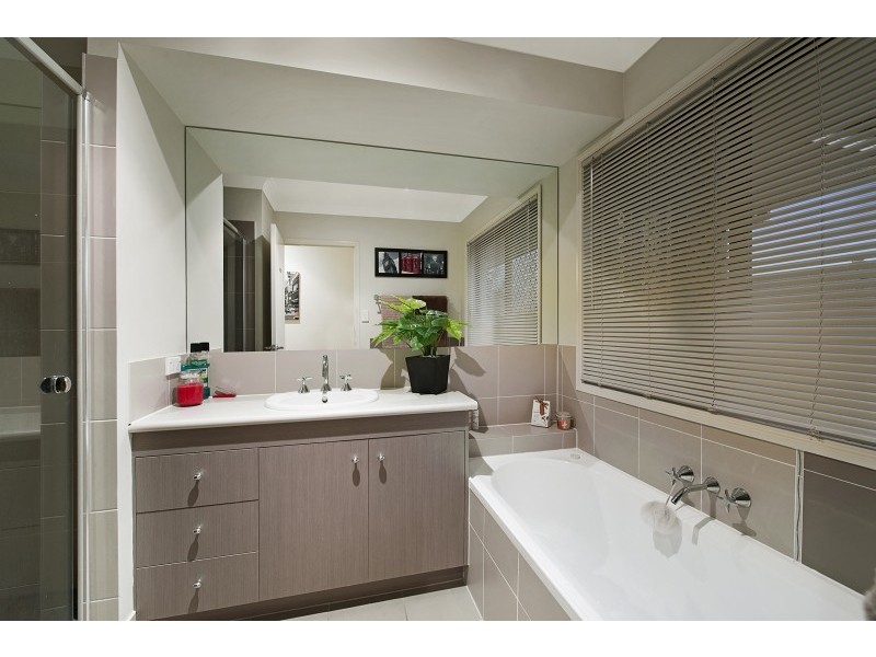 North Lakes QLD 4509