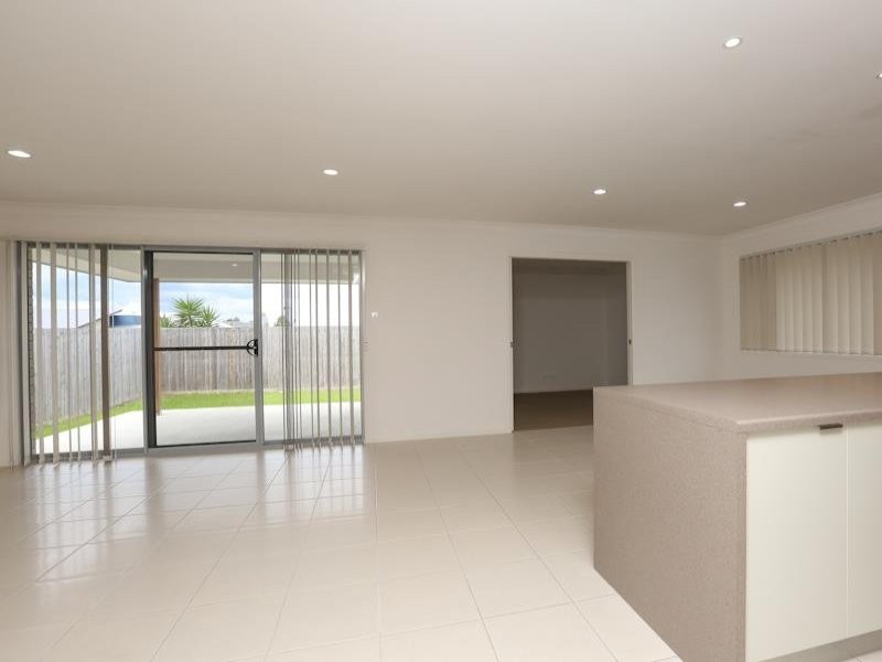 64 Central Green Drive, Narangba QLD 4504