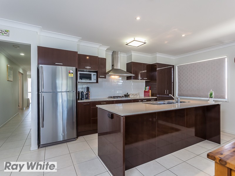 6 Elderflower Circuit, Griffin QLD 4503