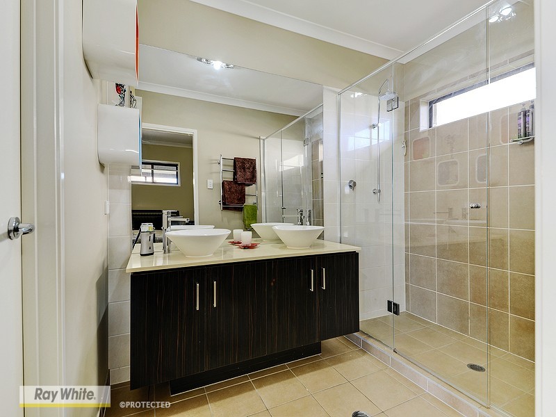 21 Troon Street, North Lakes QLD 4509