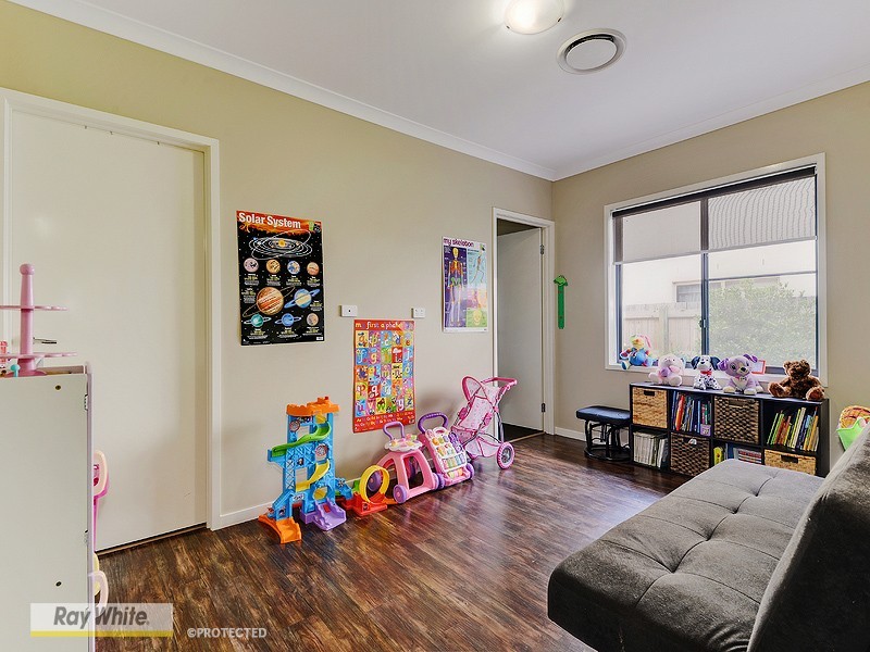 21 Troon Street, North Lakes QLD 4509