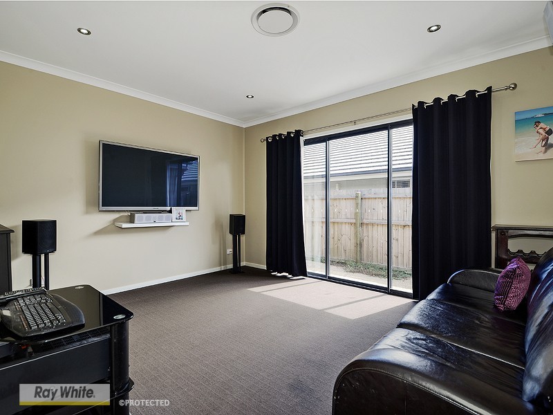 21 Troon Street, North Lakes QLD 4509