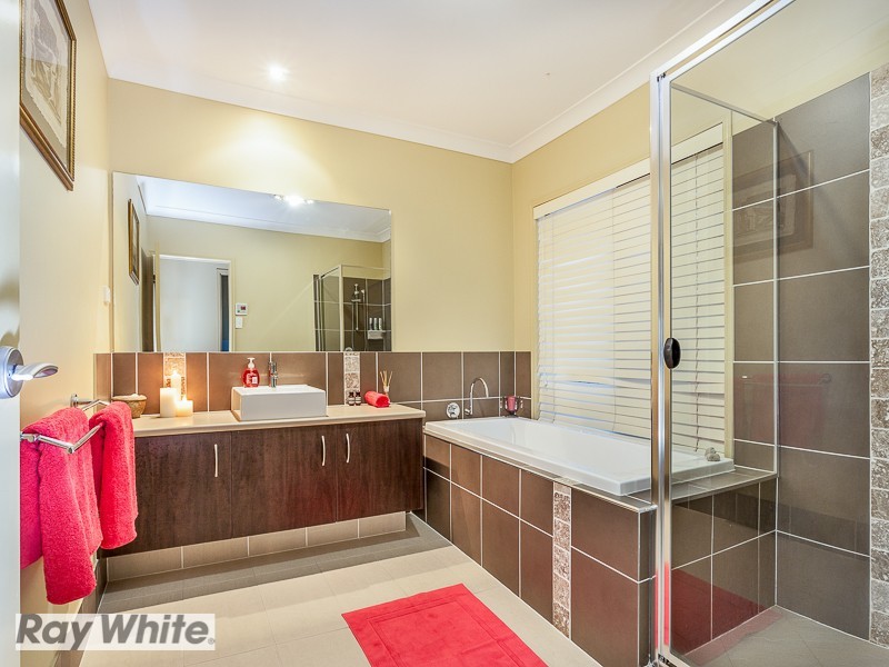 5 Hobby Court, Mango Hill QLD 4509
