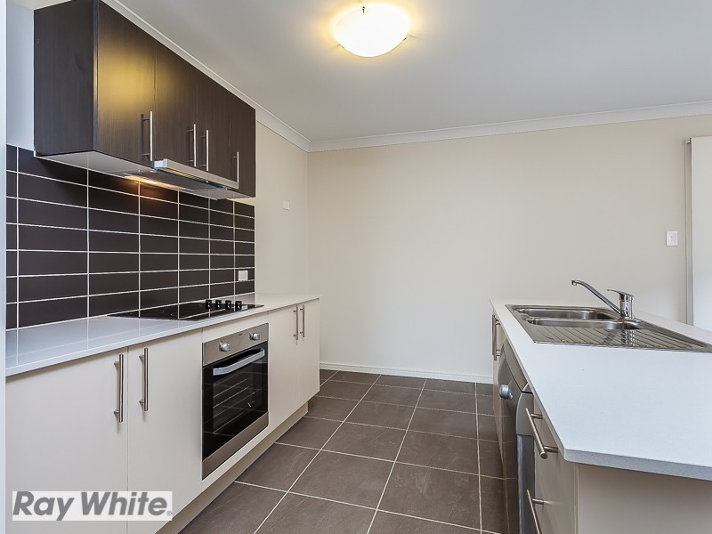83 Mapleton Drive, North Lakes QLD 4509