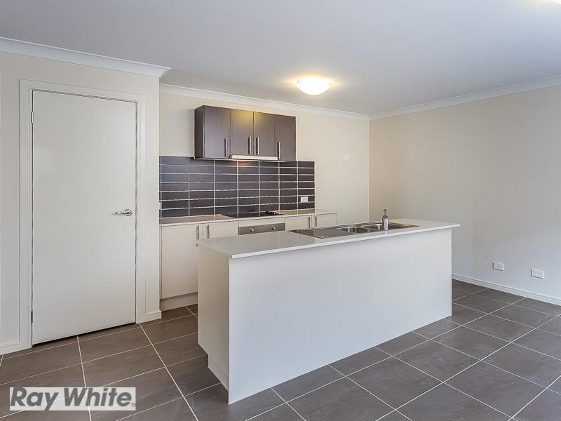 83 Mapleton Drive, North Lakes QLD 4509