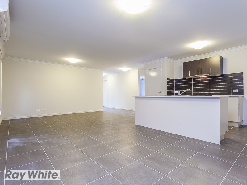 83 Mapleton Drive, North Lakes QLD 4509