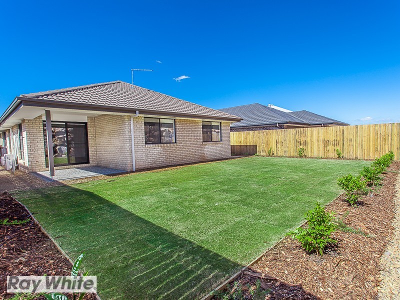 83 Mapleton Drive, North Lakes QLD 4509