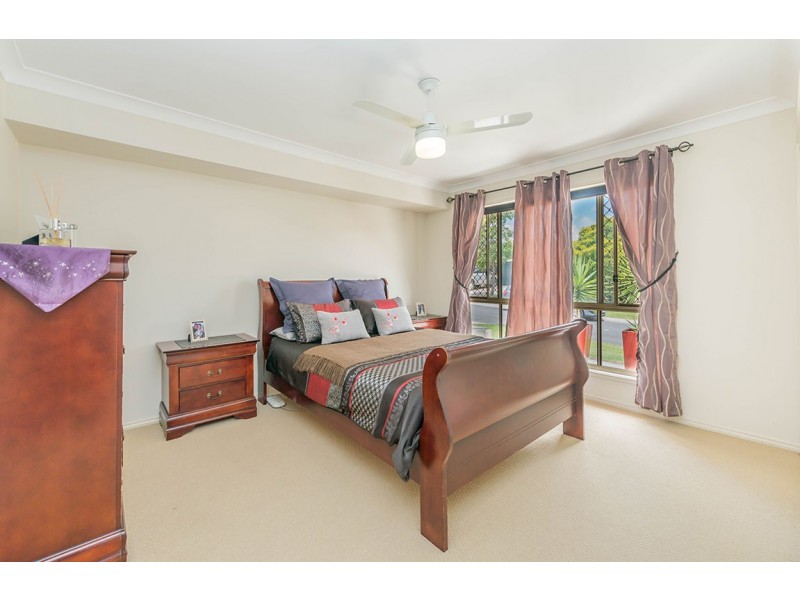 10 Wyperfield Court, North Lakes QLD 4509