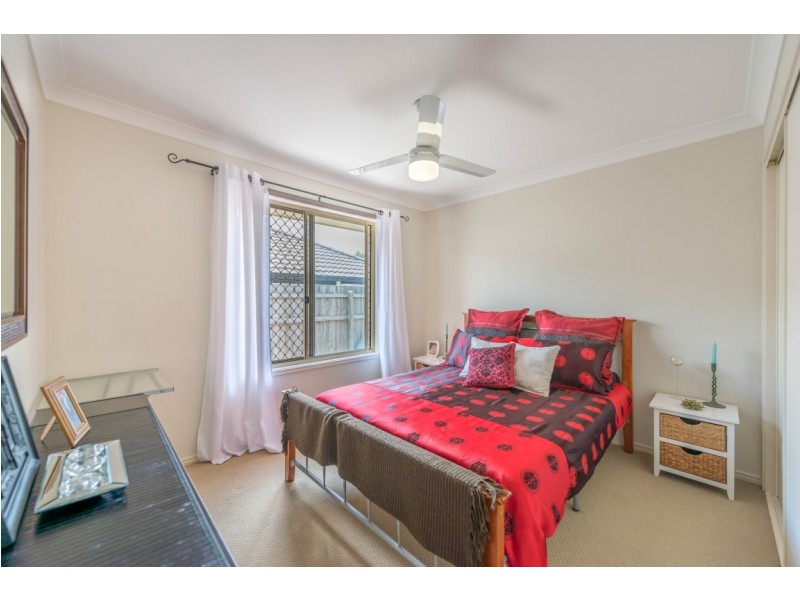 10 Wyperfield Court, North Lakes QLD 4509