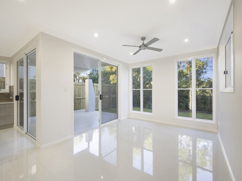 8 Birkdale Circuit, North Lakes QLD 4509