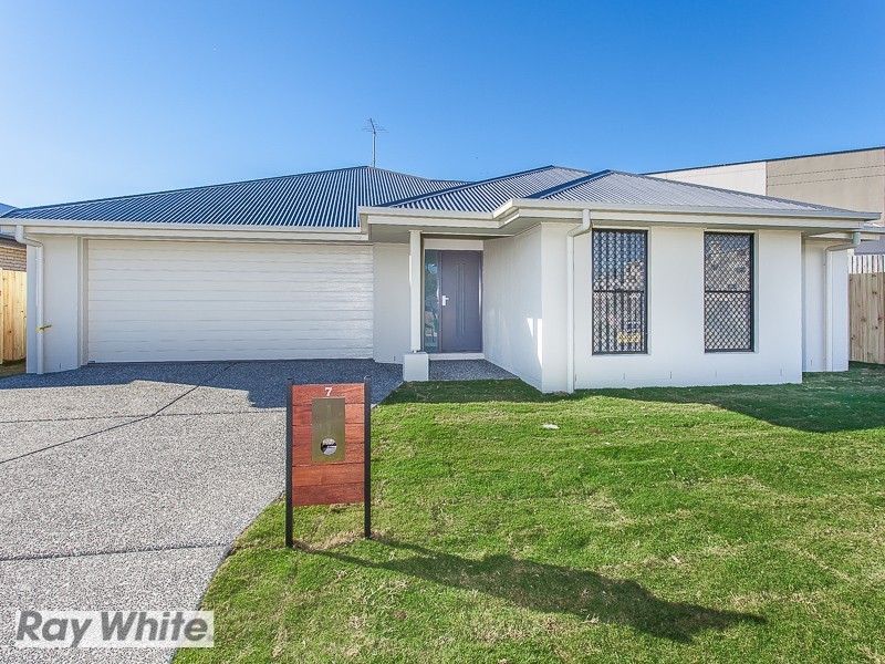 7 Clancy Court, Rothwell QLD 4022