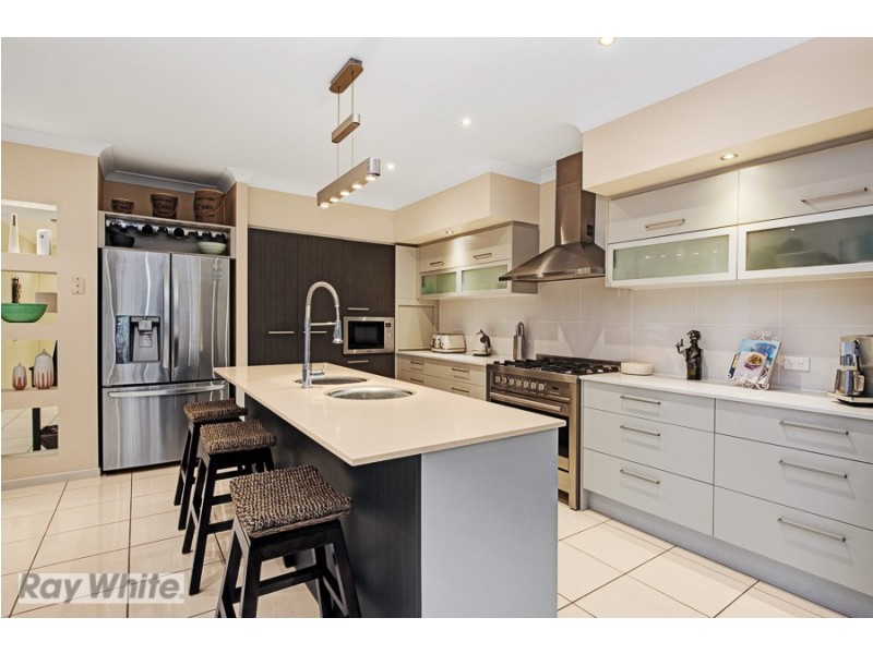 10 Allenby Close, North Lakes QLD 4509