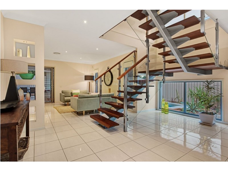 10 Allenby Close, North Lakes QLD 4509