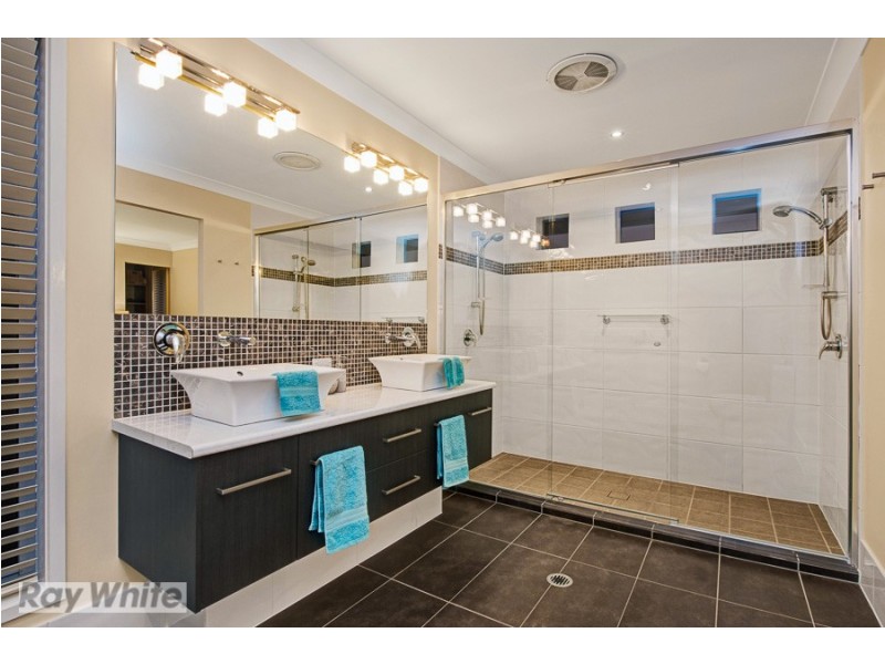 10 Allenby Close, North Lakes QLD 4509