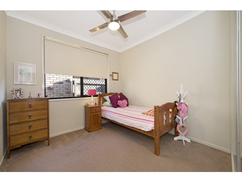 6 Backhousia Court, North Lakes QLD 4509