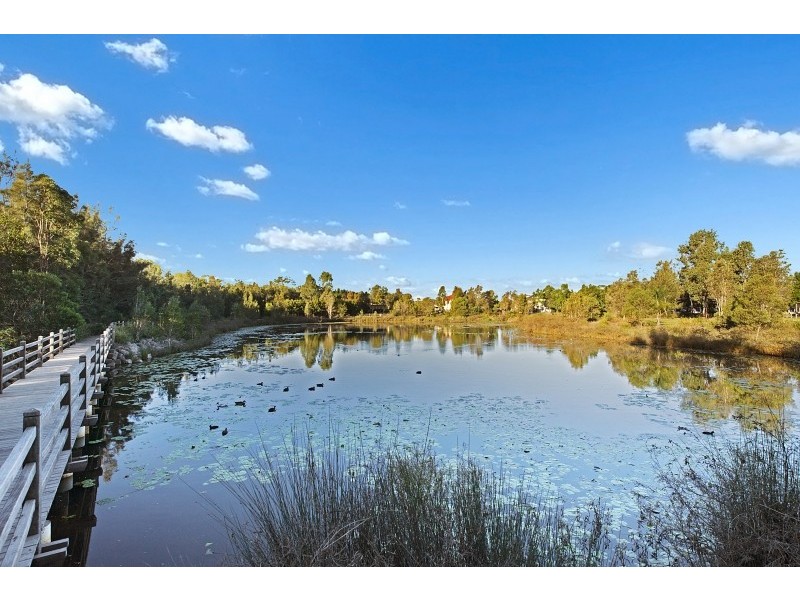 6 Backhousia Court, North Lakes QLD 4509