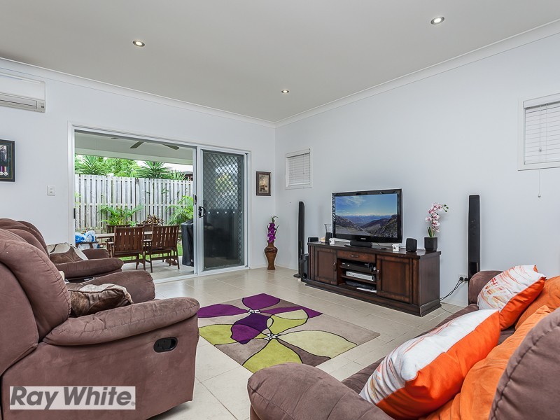 94 Nicklaus Parade, North Lakes QLD 4509