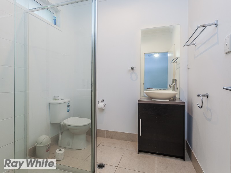 94 Nicklaus Parade, North Lakes QLD 4509