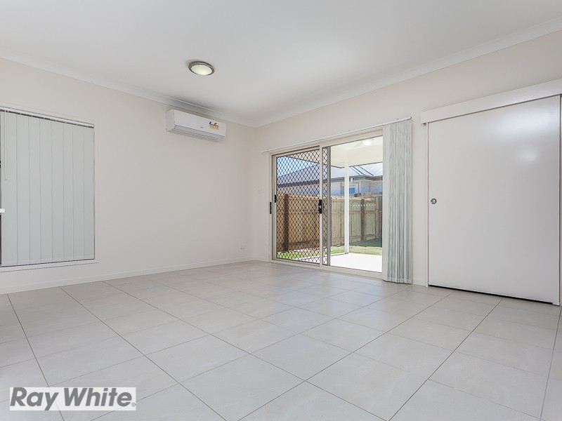 40 Mapleton Drive, North Lakes QLD 4509