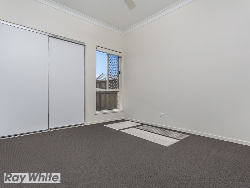 40 Mapleton Drive, North Lakes QLD 4509