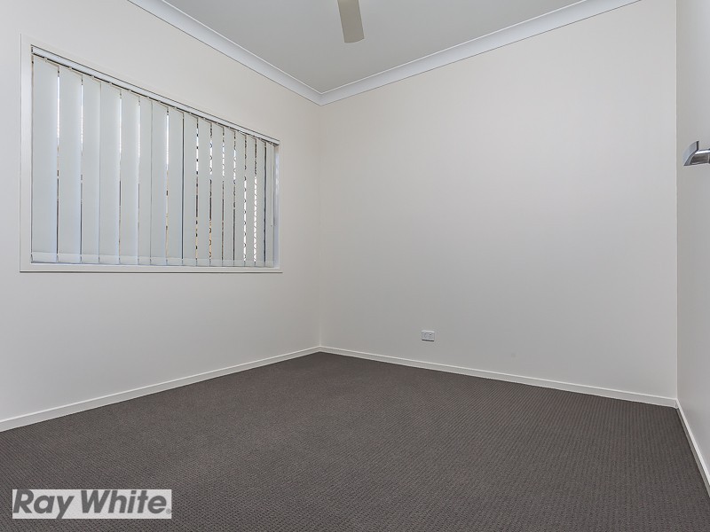 40 Mapleton Drive, North Lakes QLD 4509