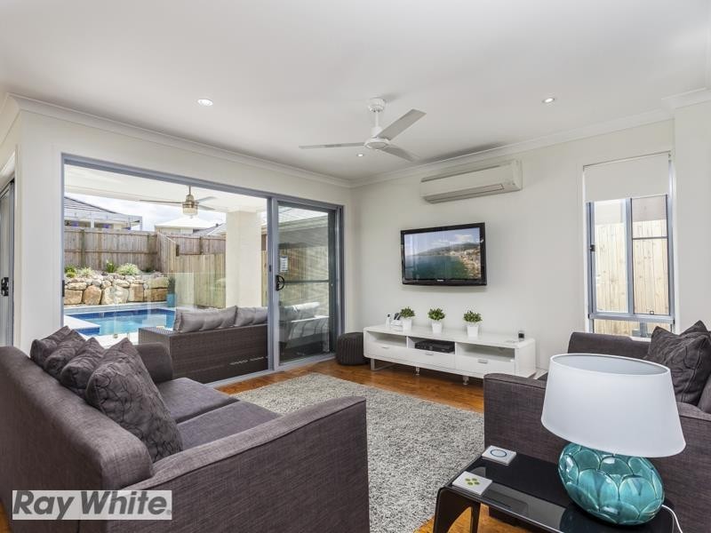 13 Lytham Circuit, North Lakes QLD 4509