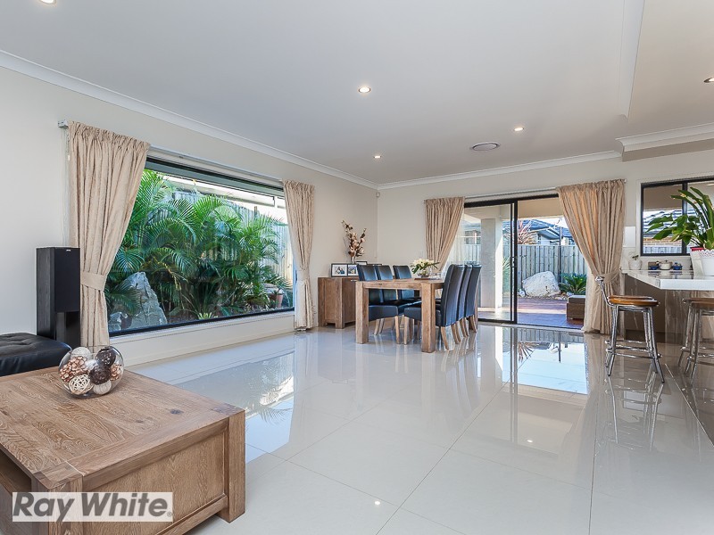 103 Cowen Tce, North Lakes QLD 4509