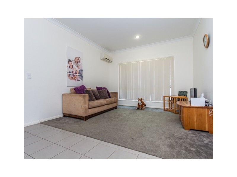 9 Glider Street, North Lakes QLD 4509