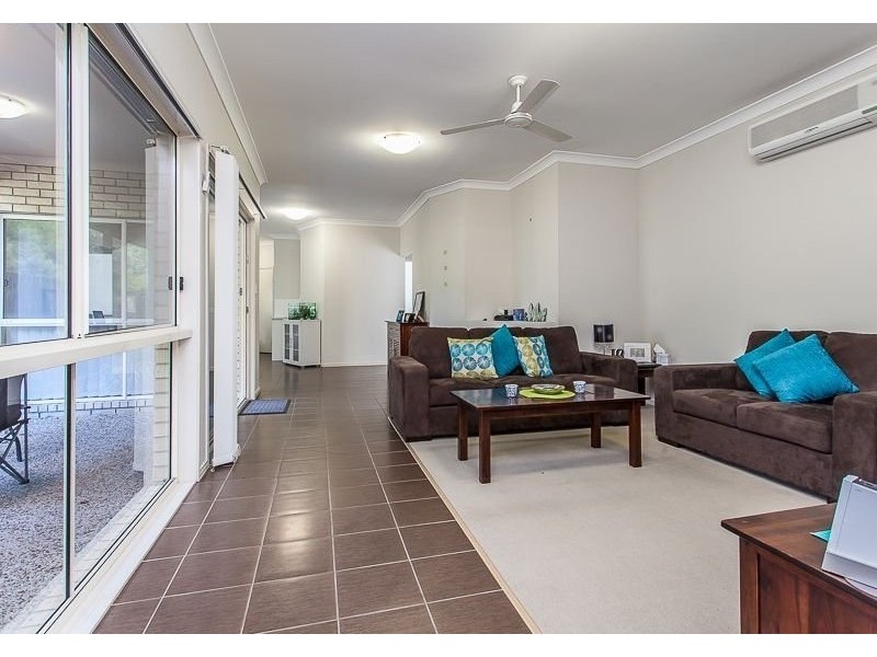 18 Elkhorn Court, North Lakes QLD 4509