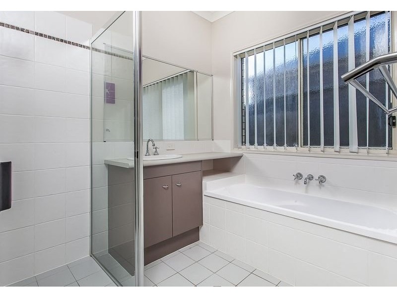 18 Elkhorn Court, North Lakes QLD 4509
